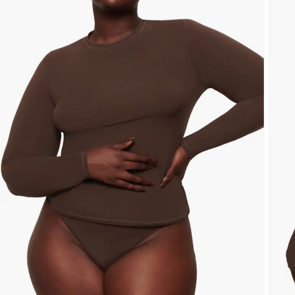 SKIMS NWT Fits Everybody Long Sleeve Crewneck - Cocoa